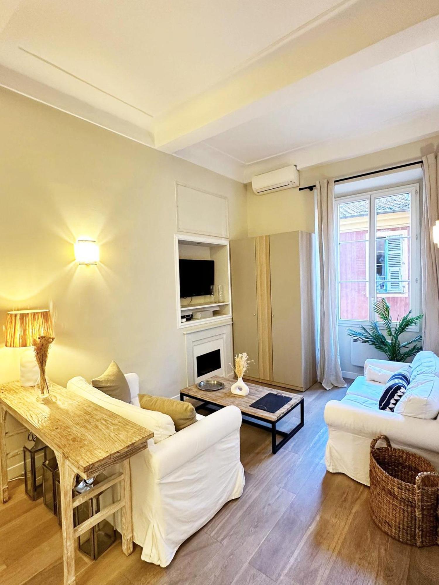 New!Chic Oasis Apt, Heart Of Nice, Family Friendly, Walking To The Beach! Ngoại thất bức ảnh