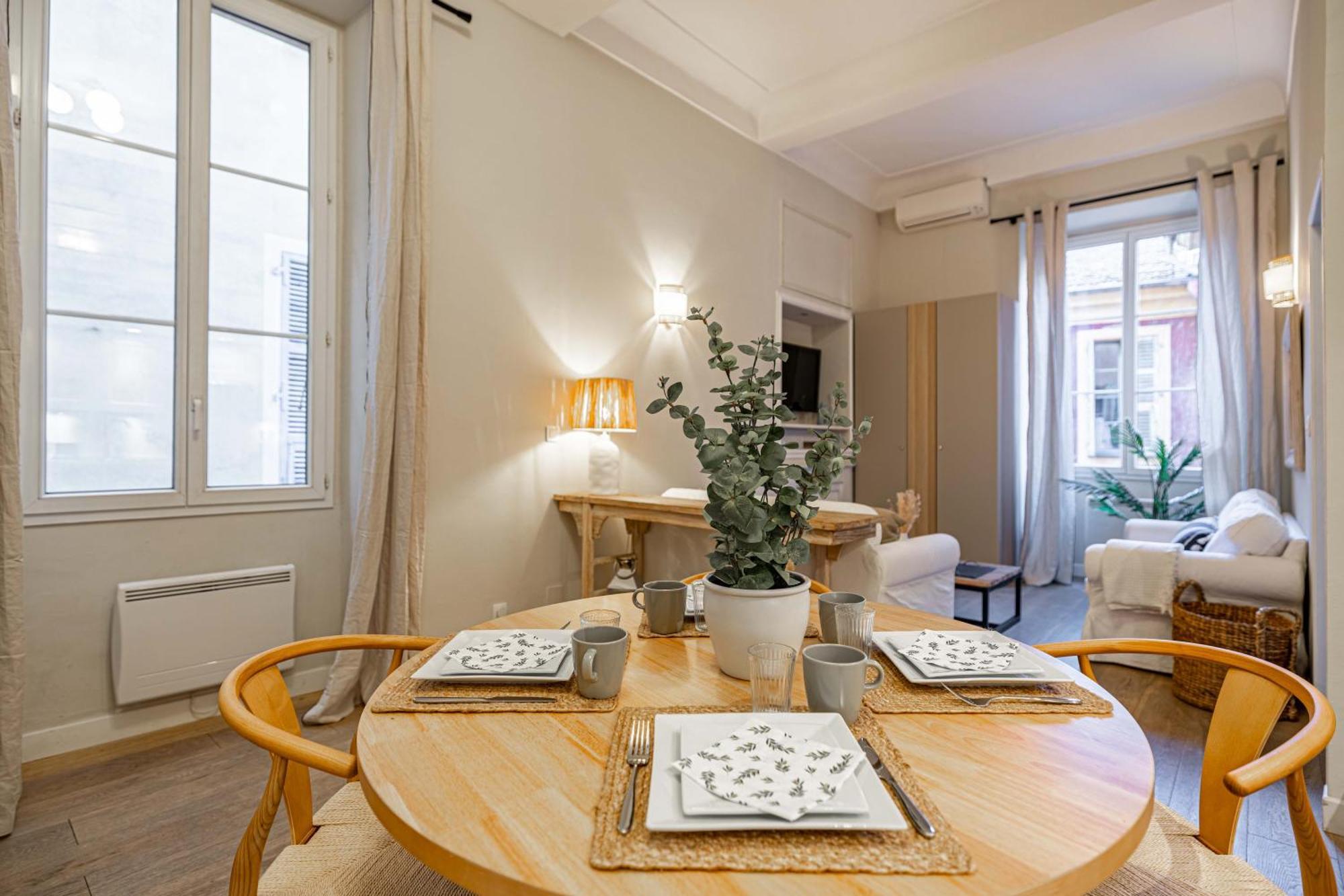 New!Chic Oasis Apt, Heart Of Nice, Family Friendly, Walking To The Beach! Ngoại thất bức ảnh